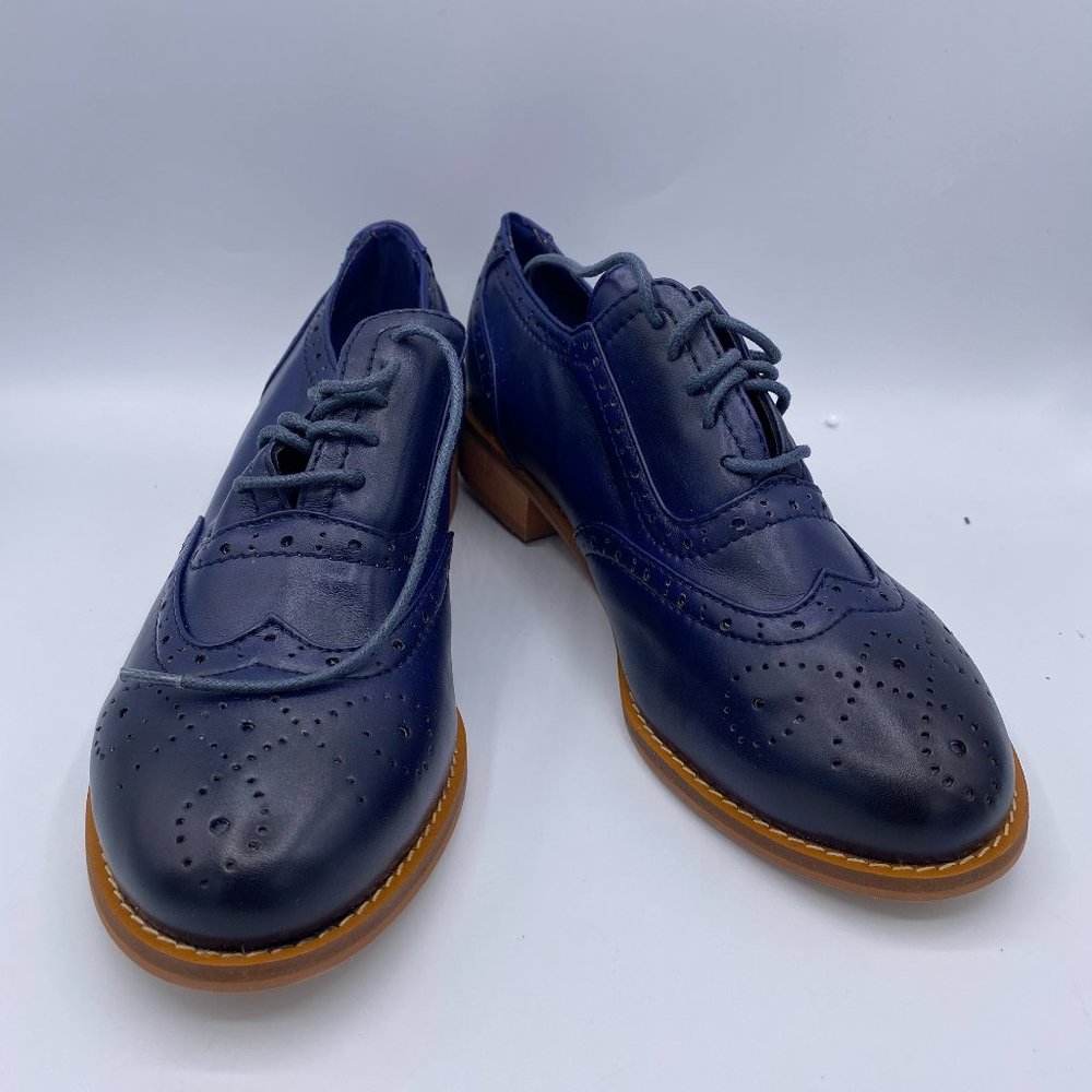 NWOT! Blue Leather  Round toe Oxford leather shoes